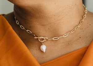 Freshwater Necklace